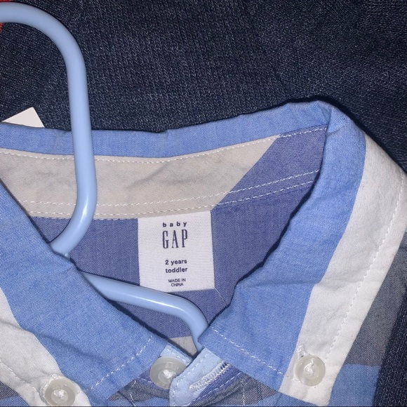 Old Navy & Gap Boys Button Up and Cardigan Set - 2T - Picture 9 of 12